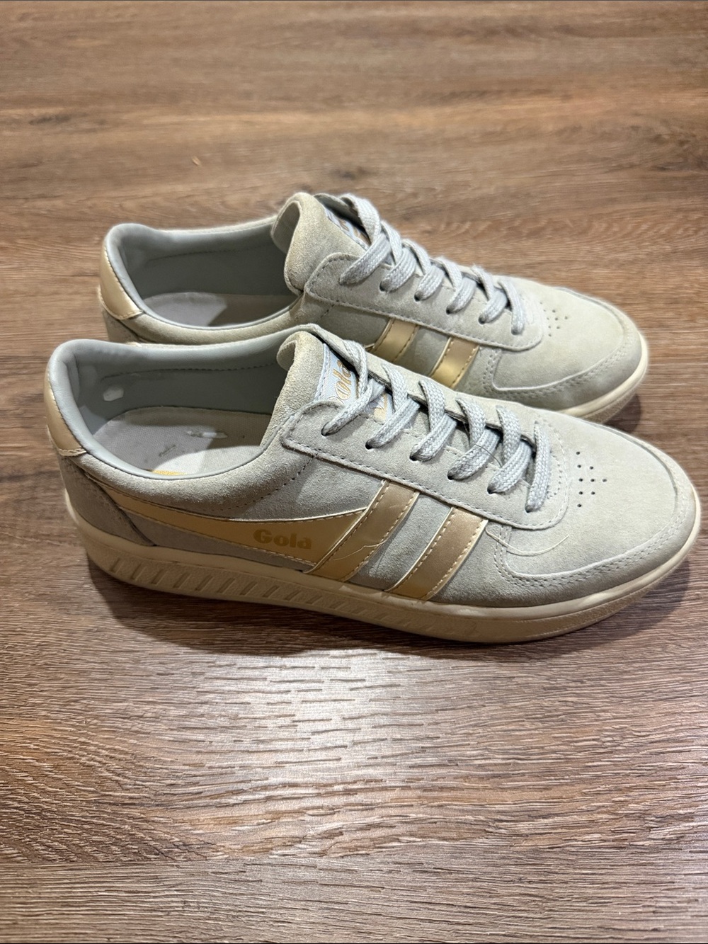Gola Classics Women's Grandslam Pearl Sneakers - Size 7 - Picture 3 of 10